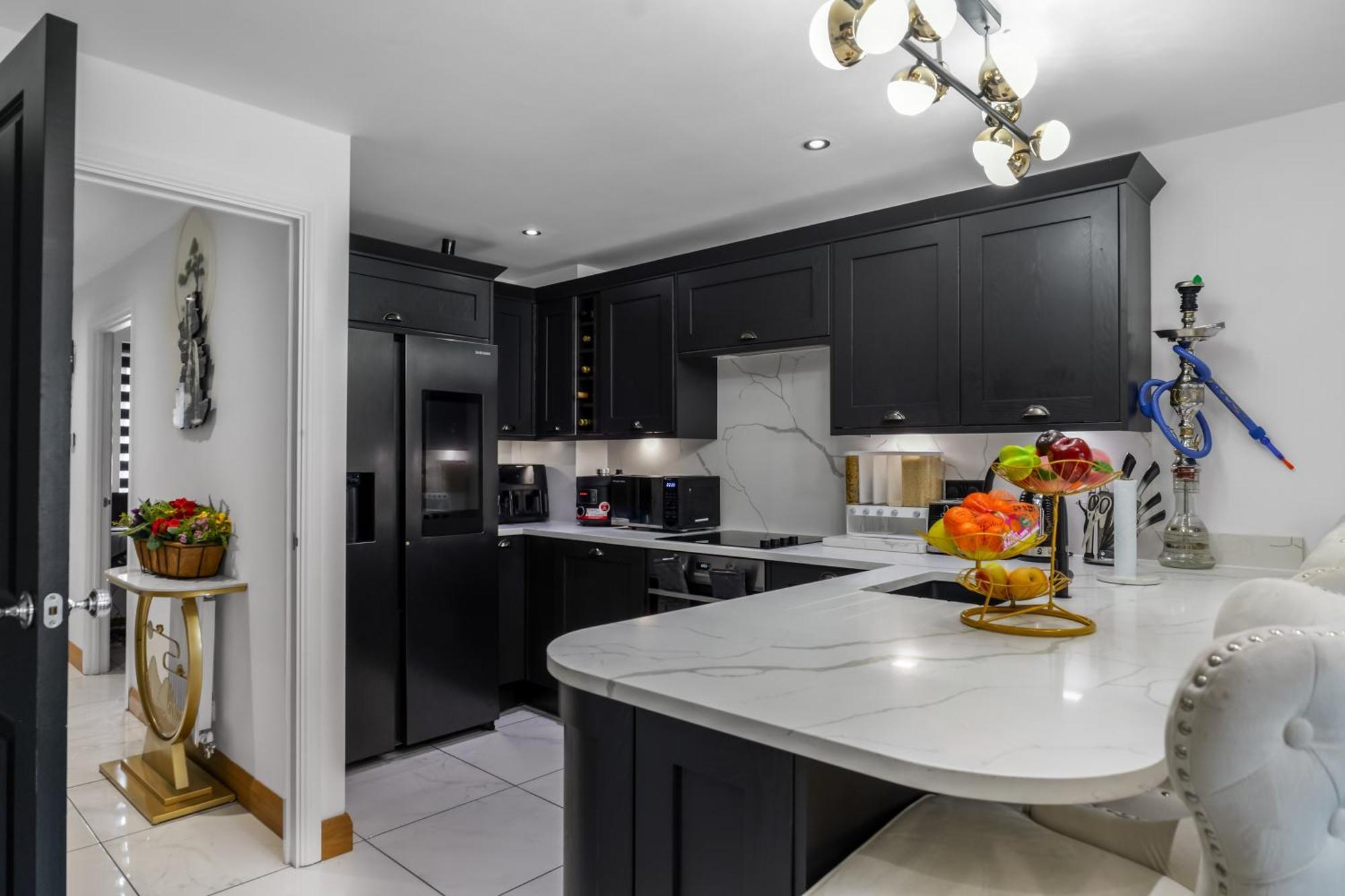 Luxurious 4 Bedroom House リヴァプール エクステリア 写真